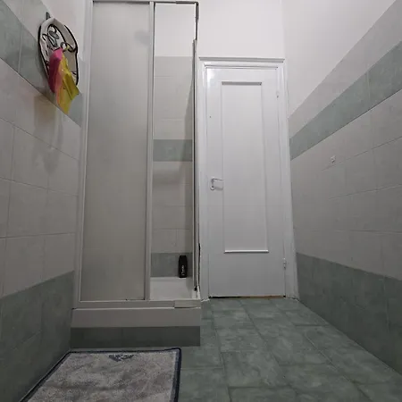 Sr Casa Solari *