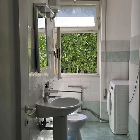 Sr Casa Solari *